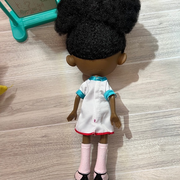 Ada twist scientist toy lot with accessories and Rosie - Picture 6 of 8